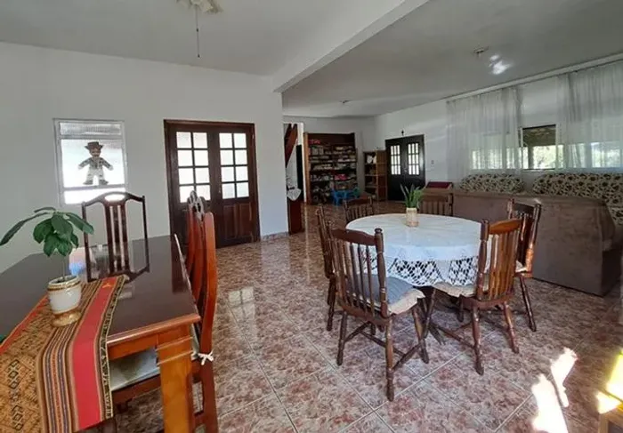 Chácara para Venda em Mogi das Cruzes, Taiaçupeba, 8 dormitórios, 1 suíte, 6 banheiros, 15