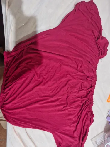 Blusa vermelha de elástico