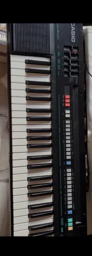 TECLADO CASIO CASIOTONE 370 COM SUPORTE 