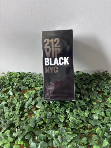 Perfume masculino importado l 212 VIP Black