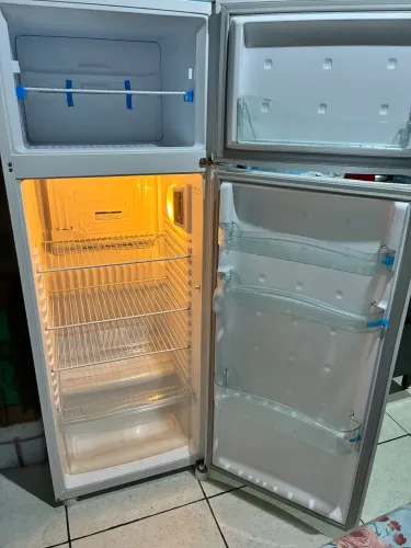 Geladeira Consul Cycle Defrost Duplex 334 Litros Branca Com Cor Branco