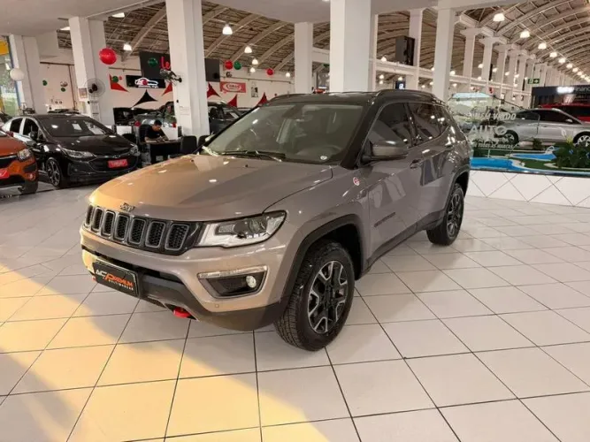 Jeep Compass Trailhawk 2.0 4X4 Dies. 16V Aut. 2021