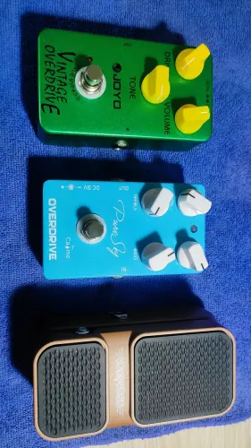 Pedais de guitarra