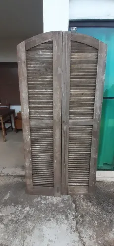 Porta venezianas de duas bandas 1,00 x 2,10