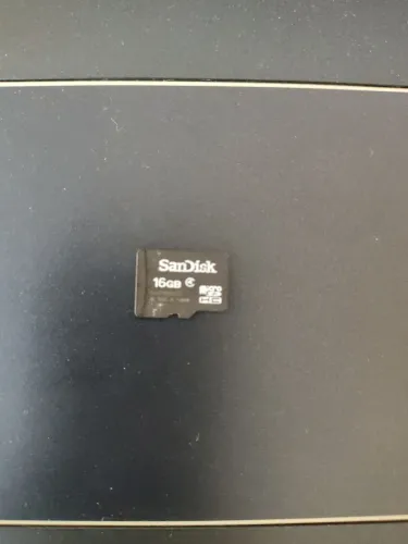 CARTÃO SD 16GB SANDISK USADO