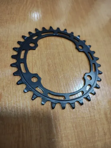 Coroa shimano 12v nova sem uso