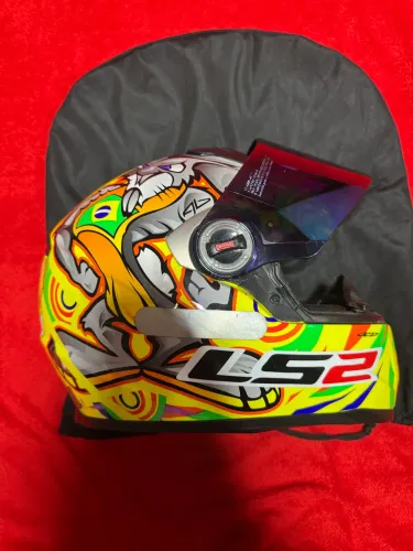 Capacete Para Moto Integral LS2 FF358