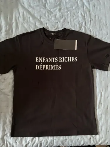 Camiseta enfants riches deprimes