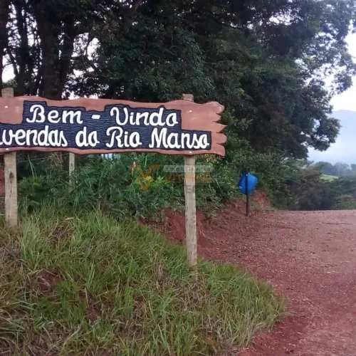 Fazendinha à Venda Centro, Rio Manso/MG