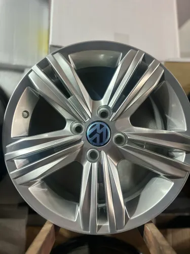 Rodas aro 15 modelo tiguan R-line 4x100