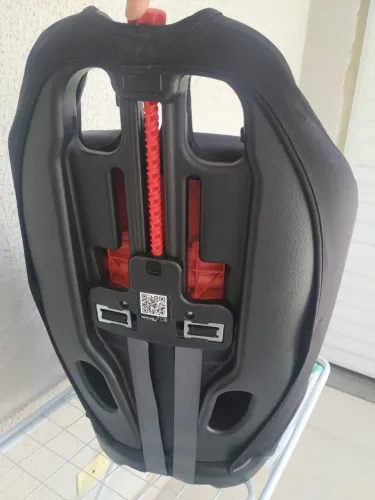 Cadeirinha para auto Chico Neptune 9-36kg