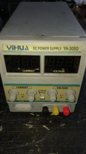 Fonte De Alimentação Bancada Yihua Yh303d 30v 5a