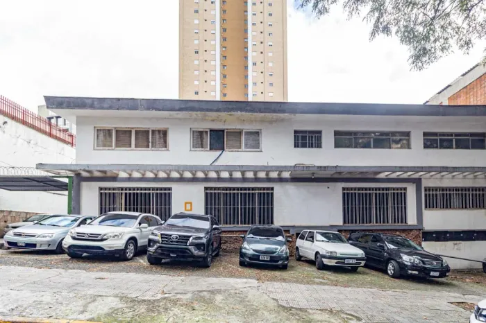 Loja na Rua Ruy Barbosa, 88 635 m²