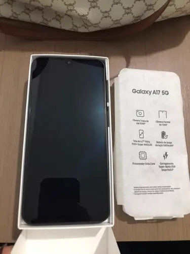 Celular novo nunca usado