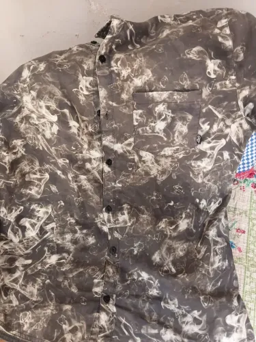 vende-se. Camisa da lost