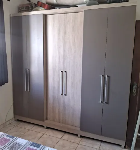 Guarda Roupa