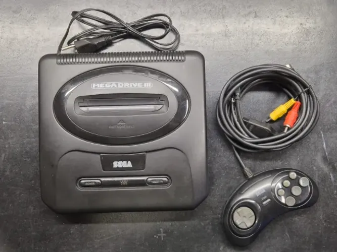 Sega Mega Drive 3 Tectoy com 30 Jogos na Memória + Controle Original