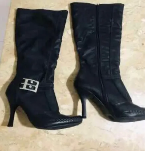 Bota preta 