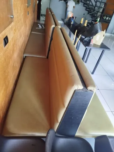 Sofá Duplo em Couro para Hamburguerias / Bares / Lanchonetes 
