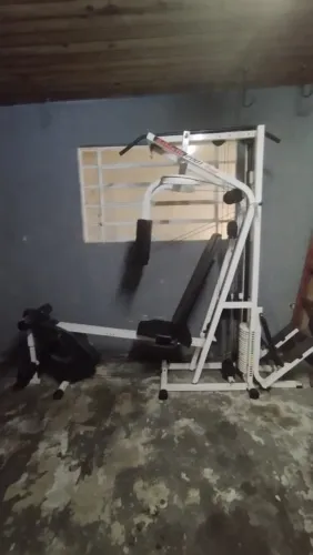 Aparelho de musculação