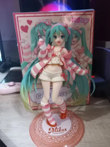 Figure Hatsune miku room wear Pink. Ver