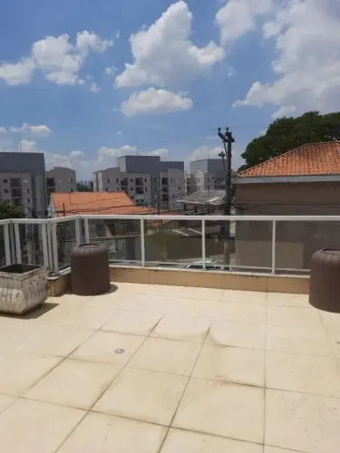 Sobrado à venda no Jardim Ester Yolanda, São Paulo: 3 dormitórios, churrasqueira e mais!