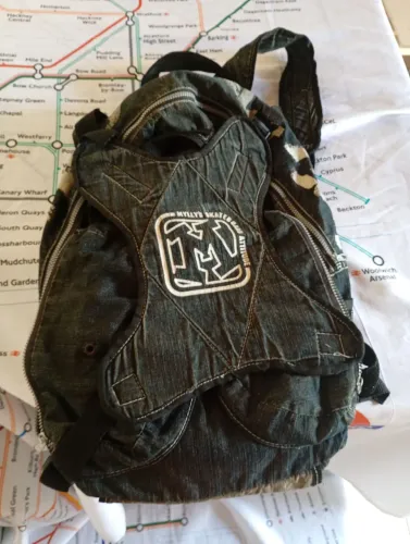 Mochila jeans Myllys antiga