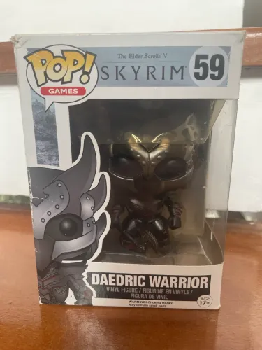 Funko Pop Skyrim na caixa