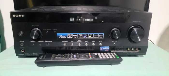 Receiver Sony STR-DH820 