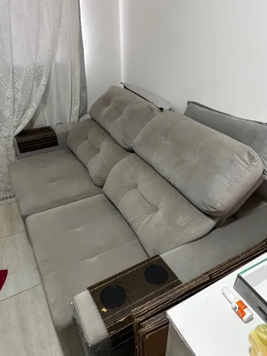Sofá retrátil reclinável