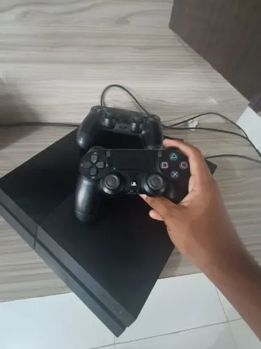PS4 VENDO OU TROCO
