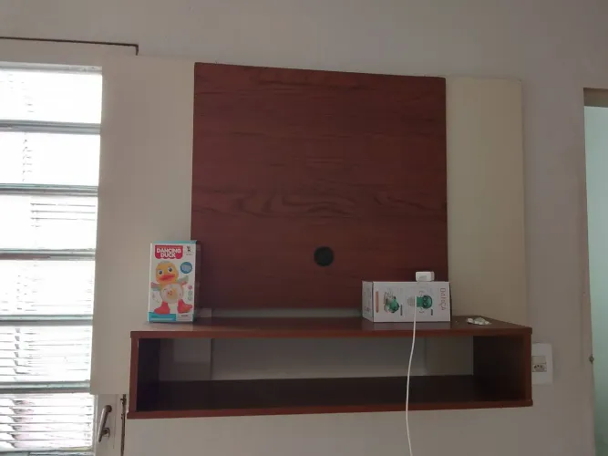 Vendo painel para TV de até 43 polegadas