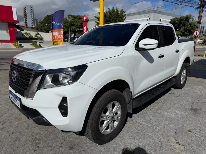 Nissan Frontier SE CD 4X4 2.3 Bi-TB Diesel Aut. 2023