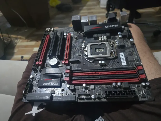 PLACA MÃE GIGABYTE GA-H270M-Gaming 3
