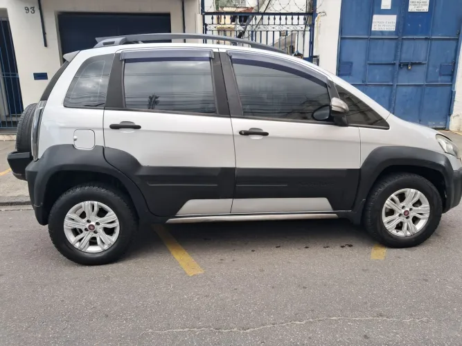 Fiat Idea Advent./ Adv.locker 1.8 MPI Flex 5P 2015