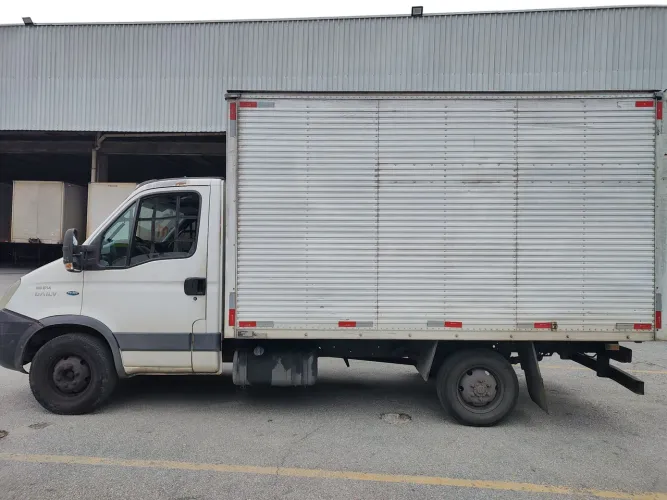 Iveco Daily 35s14 2010 segundo dono..