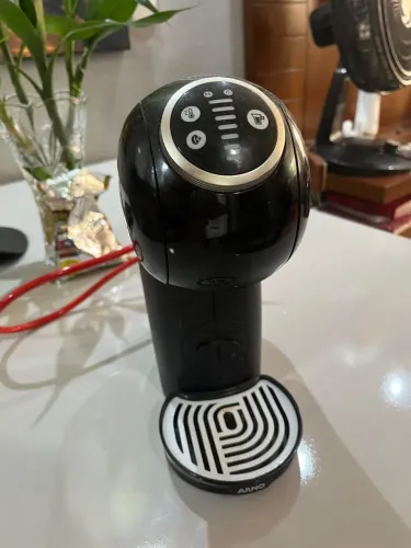 Cafeteira Dolce Gusto Genio S Basic