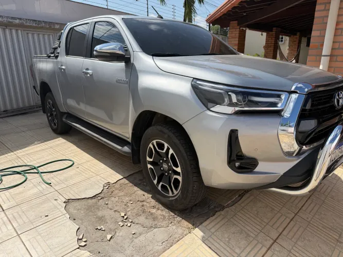 Toyota Hilux CD SRV 4X4 2.8 TDI Diesel Aut. 2024