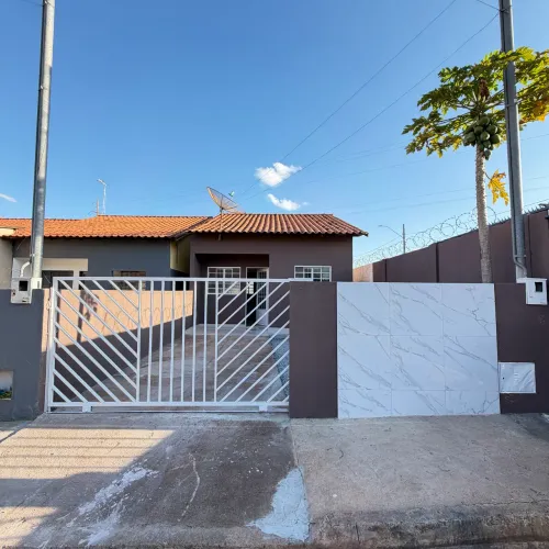 CASA NO BAIRRO PACAEMBU VALPARAÍSO GO