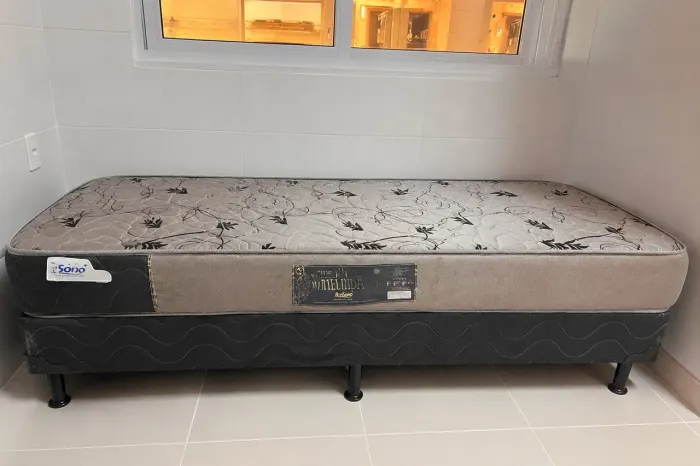 Duas Cama box solteiro BomSono