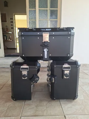 Baús mais suportes para BMW