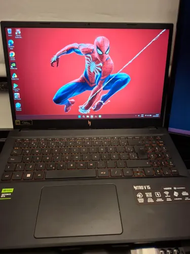 Acer nitro rtx 4050 16gb ddr5 i5 13 gen