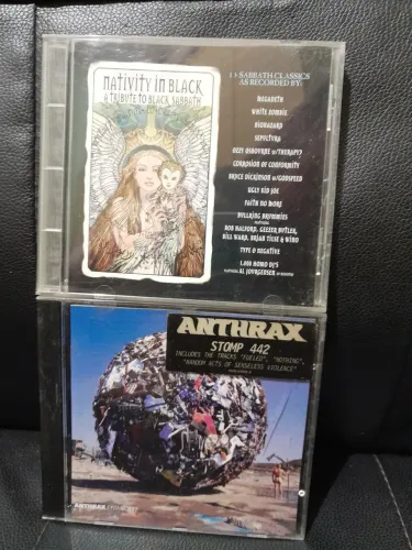 Lote CDs Anthrax Stomp 442 + Nativity in Black A Tribute to Black Sabbath - Impecáveis