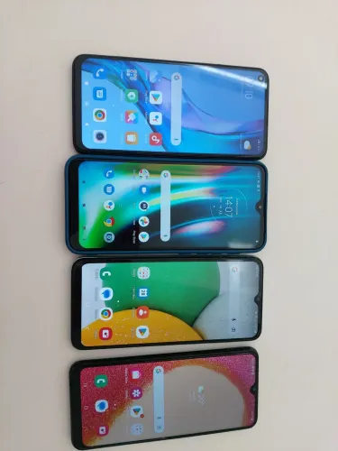 Vendo esses Celulares Funcionando perfeitamente.