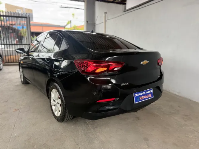Chevrolet Onix Plus LT 1.0 12V Flex Mec. 4P 2021