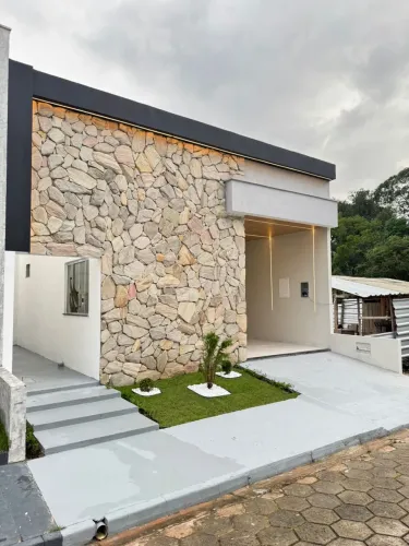 Acabamento premium e Casa nova no Porto Marina