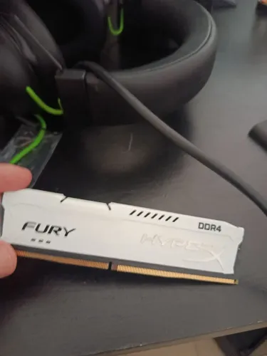 Memória RAM 16GB DDR4 3200mhz CL16 Hyperx Fury