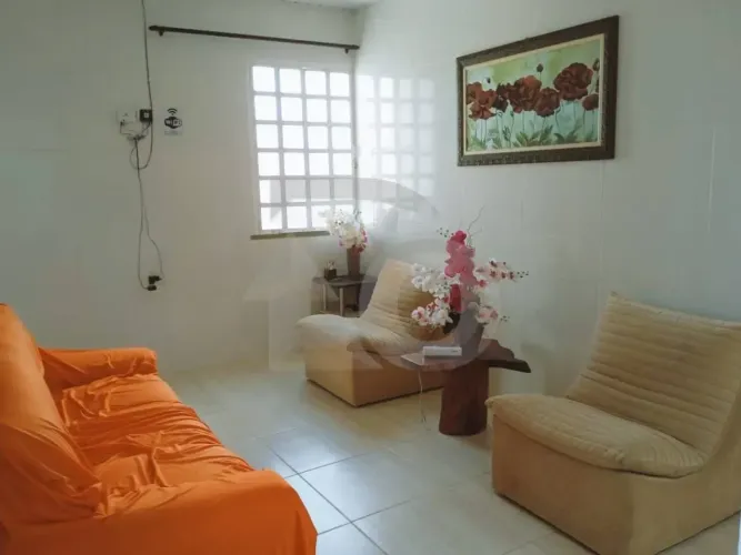 Casa no Povoado Abaís - 240m² com 5 Quartos, sendo 1 Suíte