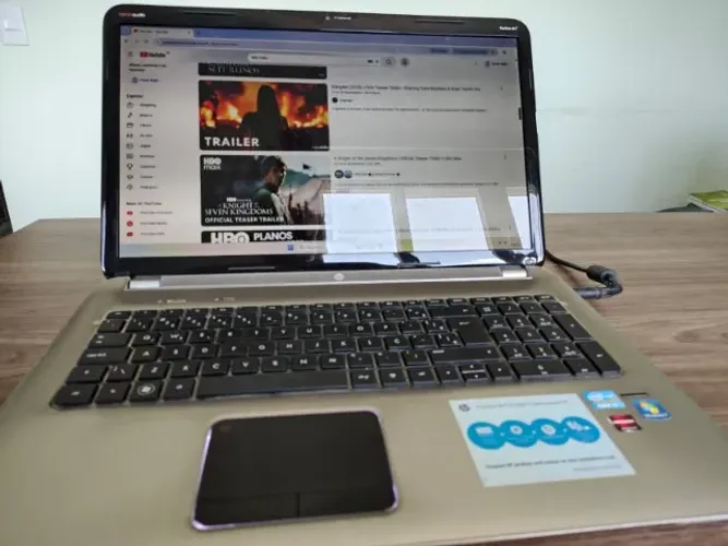 Notebook HP Pavilion DV7-6143cl Tela gigante 17,3"