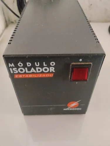 Modelo isolador